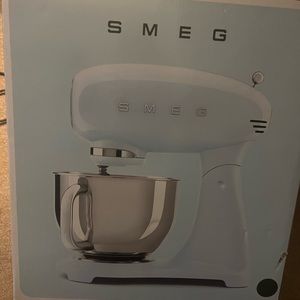 Brand new in the box smeg mixer